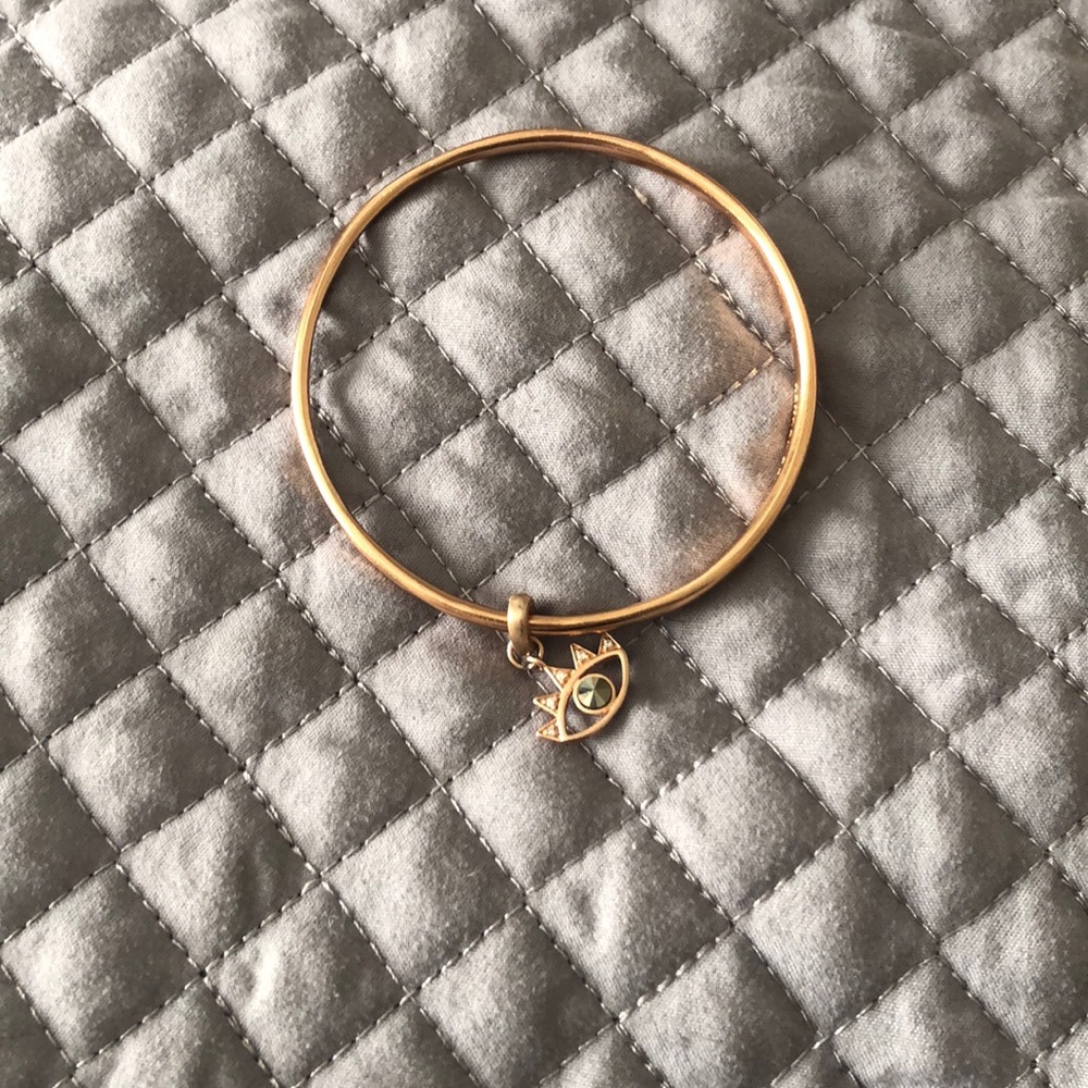 Kendra Scott bracelet